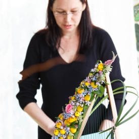 קורס שזירת פרחים מתקדמות - פרויקט הסיום של חגית הוברמן - על פרחים ומוסיקה